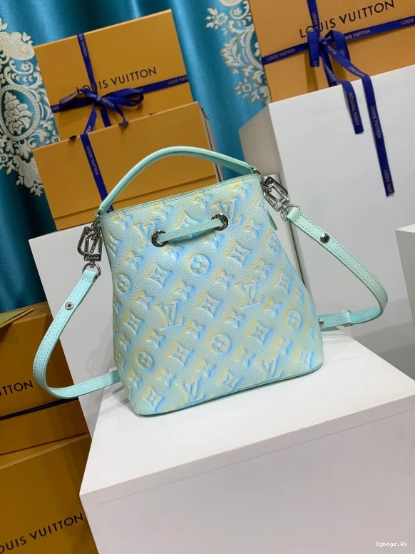 VUITTON LOUIS NÉONOÉ BB 0203